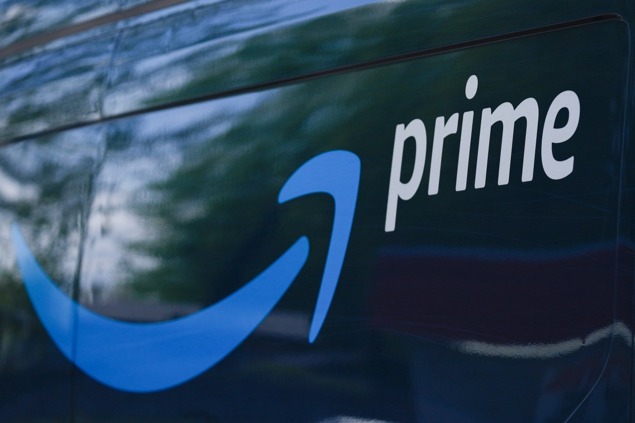 Amazon reports strong 1Q results driven by its cloud-computing unit and Prime Video ad dollars | KLRT