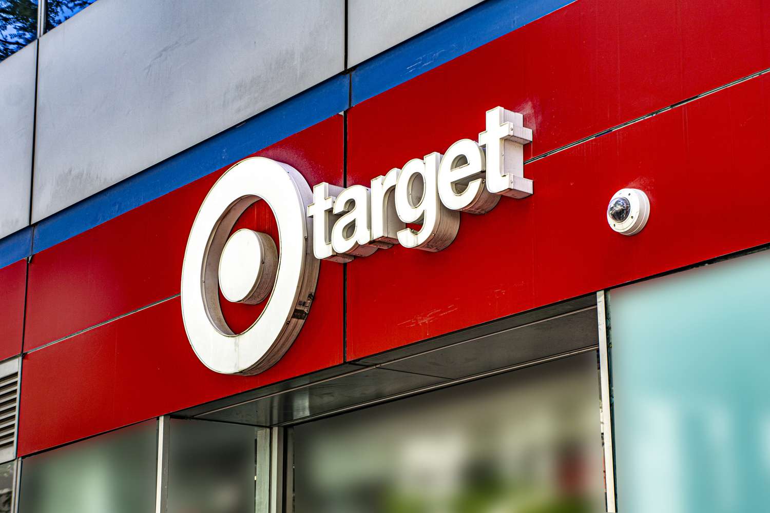 Target Teams With Shopify To Boost Online Sales [Video]