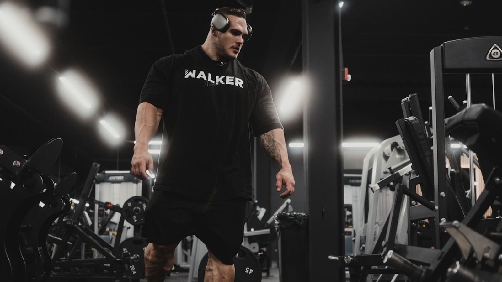 Nick Walker Uses “Intensifers” to Improve Muscle Separation and Conditioning For the 2024 Mr. Olympia [Video]