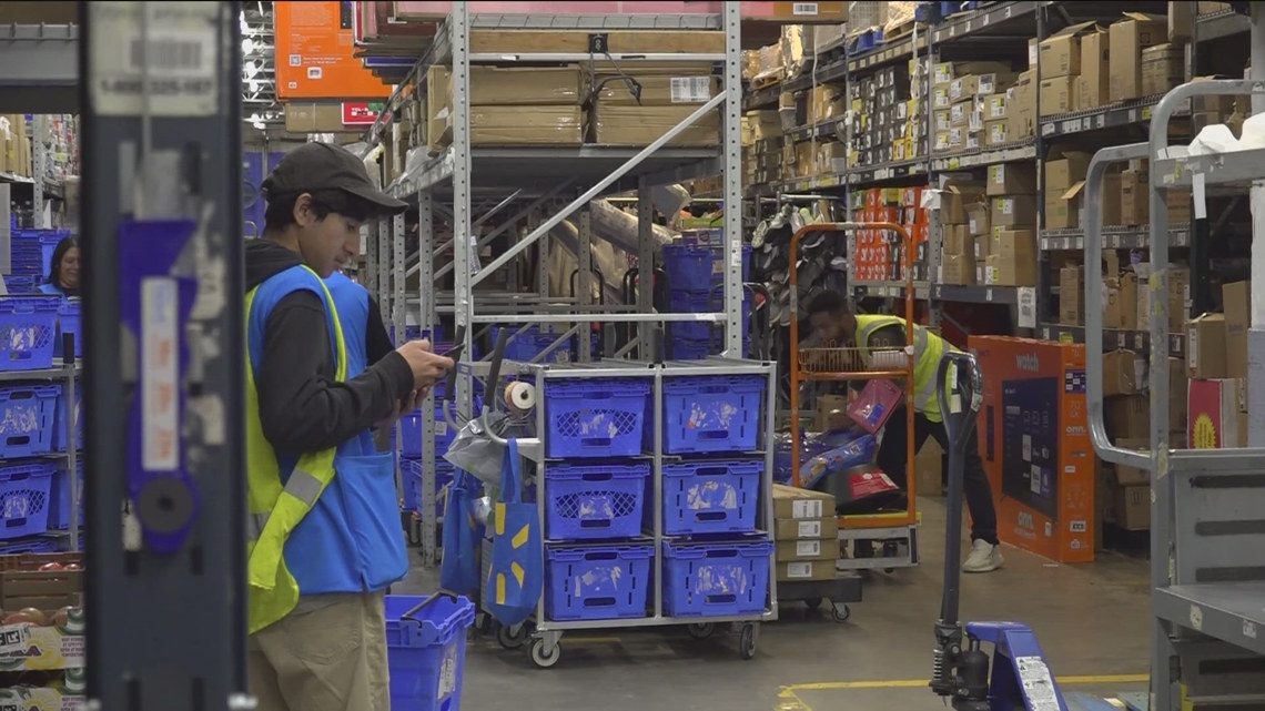 Walmart launches in-home delivery for Premium+ members in San Diego [Video]