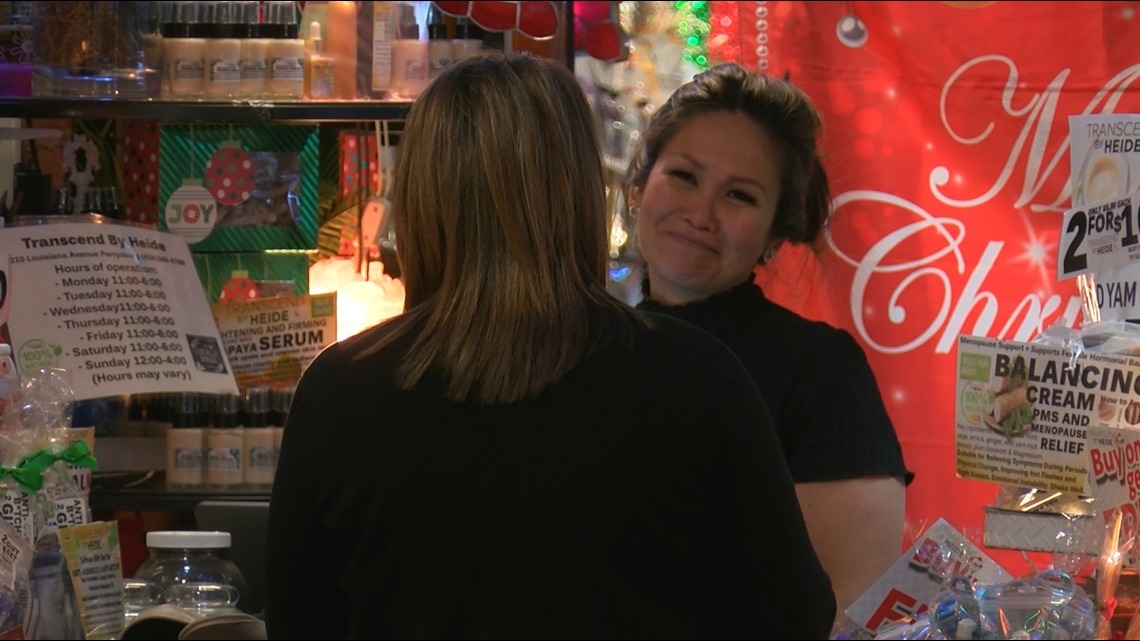 Shops in downtown Perrysburg seeing strong sales in holiday shopping season [Video]