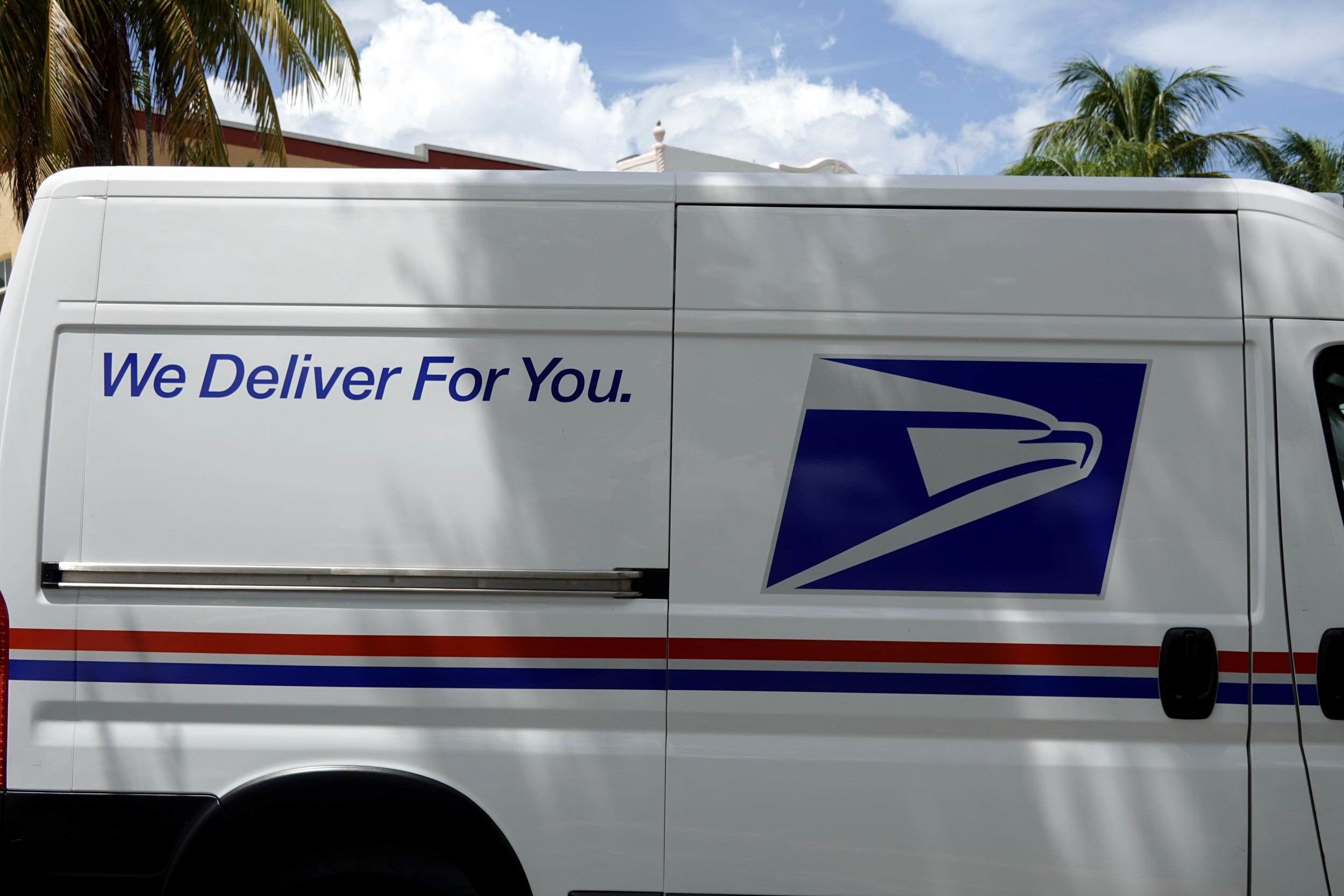 Is There Mail on Christmas Eve? Post Office Open Hours, Delivery Today [Video]